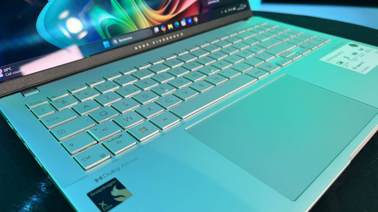Adieu les MacBook ! J’ai testé le VivoBook S15 avec puce Snapdragon X Elite : une vraie révolution ?