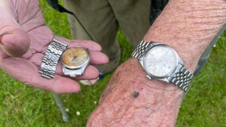 Un agriculteur pensait qu'une vache avait mangé sa Rolex. 50 ans plus tard, il l'a récupérée, mais elle avait besoin d'un bon nettoyage