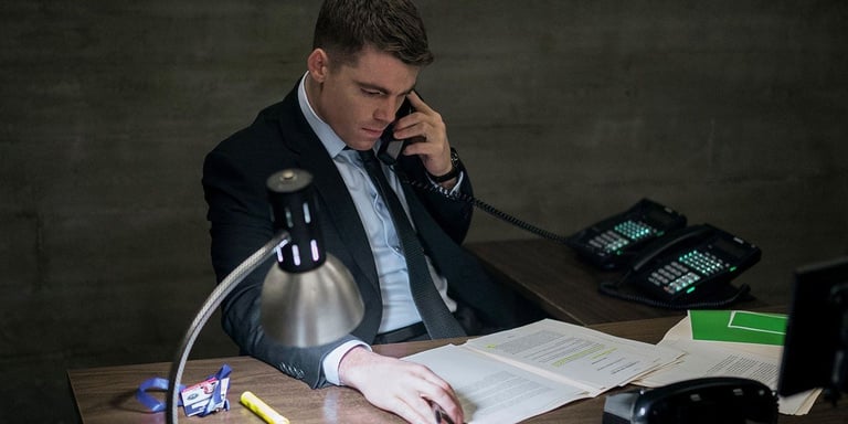 Netflix : j'ai dévoré cette série d'action qui est top 1, la saison 2 est encore mieux notée… mais je n’arrête pas de me demander pourquoi ! Netflix : j'ai dévoré cette série d'action qui est top 1, la saison 2 est encore mieux notée… mais je n’arrête pas de me demander pourquoi !