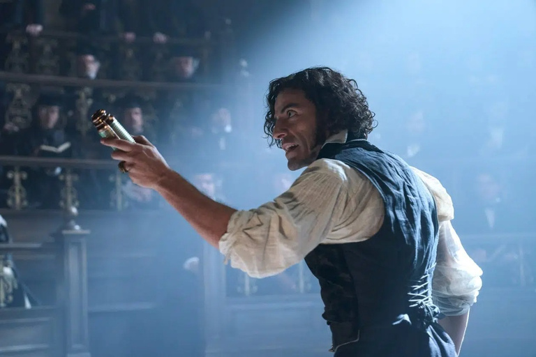 Une créature vieille de 2 siècles hante Netflix en 2025 : cet extrait exclusif du film Frankenstein de Guillermo del Toro m'a conquis Une créature vieille de 2 siècles hante Netflix en 2025 : cet extrait exclusif du film Frankenstein de Guillermo del Toro m'a conquis