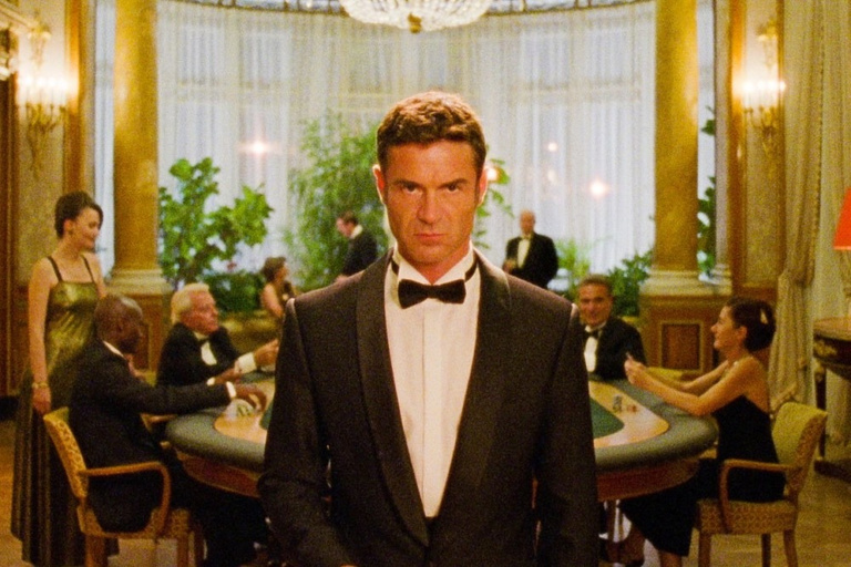 "Une pure extase" Ce thriller de 2025 aurait pu être réalisé par Quentin Tarantino : il rend hommage à James Bond "Une pure extase" Ce thriller de 2025 aurait pu être réalisé par Quentin Tarantino : il rend hommage à James Bond