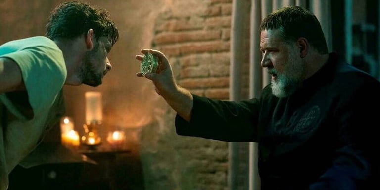 Ce film sur un exorciste cartonne sur Netflix, mais il n'a rien à voir avec le classique de 1973... C'est un nanar exceptionnel ! Ce film sur un exorciste cartonne sur Netflix, mais il n'a rien à voir avec le classique de 1973... C'est un nanar exceptionnel !