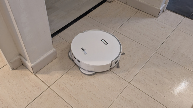 Faut-il acheter un aspirateur-robot français ? J’ai testé le EziClean All-in-One Z15 Pro et voici ma conclusion Faut-il acheter un aspirateur-robot français ? J’ai testé le EziClean All-in-One Z15 Pro et voici ma conclusion