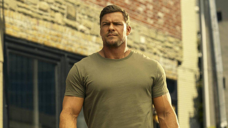 "Ils ont promis le rôle à un autre gars" Le rôle de Reacher aurait dû revenir à une autre star d'Hollywood et non à Alan Ritchson "Ils ont promis le rôle à un autre gars" Le rôle de Reacher aurait dû revenir à une autre star d'Hollywood et non à Alan Ritchson