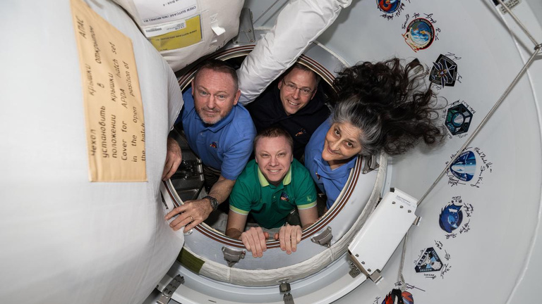 « Leur corps a subi beaucoup de changements » : ces experts révèlent qu’après neuf mois passés dans l’espace, les astronautes vont avoir beaucoup de mal à se réadapter à la vie terrestre