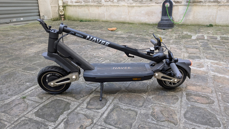 Test Navee ST3 Pro : une trottinette électrique puissante et confortable qui vous fera les bras Test Navee ST3 Pro : une trottinette électrique puissante et confortable qui vous fera les bras
