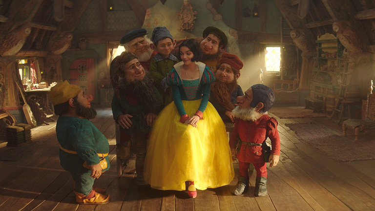 "Une put*** d'intrigue rétrograde" : le live-action Blanche Neige de Disney a solutionné cette polémique en en créant une nouvelle "Une put*** d'intrigue rétrograde" : le live-action Blanche Neige de Disney a solutionné cette polémique en en créant une nouvelle