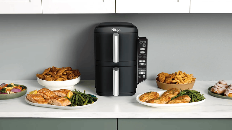 Ventes Flash : les prix des airfryers s'effondrent chez Amazon, voici les meilleures offres Ventes Flash : les prix des airfryers s'effondrent chez Amazon, voici les meilleures offres