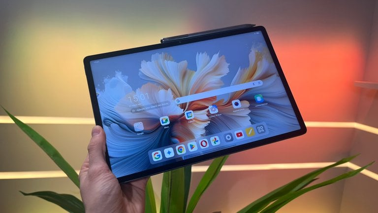 La première tablette qui m'a fait (presque) oublier l'iPad Pro : test de la Lenovo Yoga Tab Plus La première tablette qui m'a fait (presque) oublier l'iPad Pro : test de la Lenovo Yoga Tab Plus