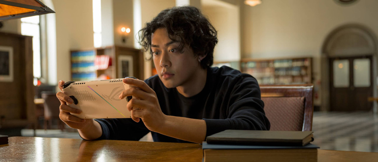 Alors que tout le monde attend la Nintendo Switch 2, des images d'une Xbox portable fuitent sur le Net Alors que tout le monde attend la Nintendo Switch 2, des images d'une Xbox portable fuitent sur le Net