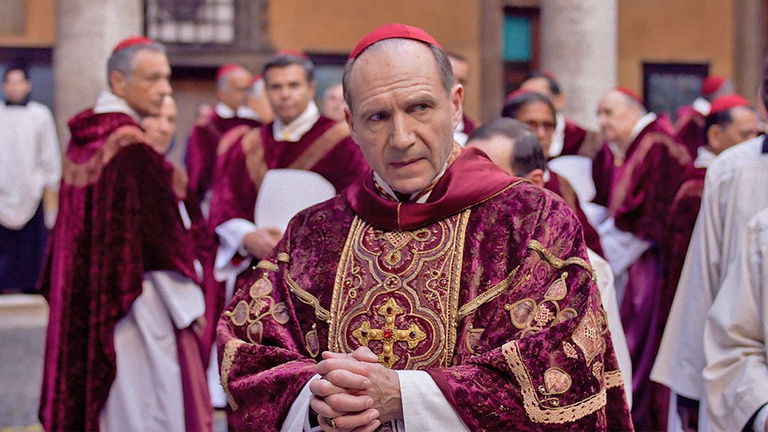 Avant sa nomination, le nouveau pape affirme avoir vu ce film noté 93% et on comprend pourquoi ! Avant sa nomination, le nouveau pape affirme avoir vu ce film noté 93% et on comprend pourquoi !