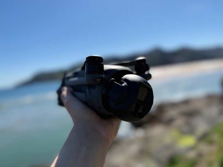 DJI Mavic 4 Pro : j'ai testé en exclu le nouveau drone à triple caméra, et il enterre la concurrence ! DJI Mavic 4 Pro : j'ai testé en exclu le nouveau drone à triple caméra, et il enterre la concurrence !