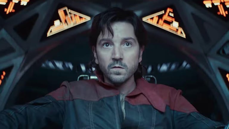 Il existe une planète "française" dans Star Wars : elle est inspirée d'une série TV iconique ! Il existe une planète "française" dans Star Wars : elle est inspirée d'une série TV iconique !