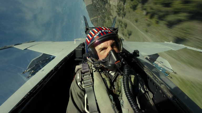 Tom Cruise ne peut pas tout faire seul finalement : voici la preuve qu'il n'a pas piloté les avions de chasse dans Top Gun Maverick !