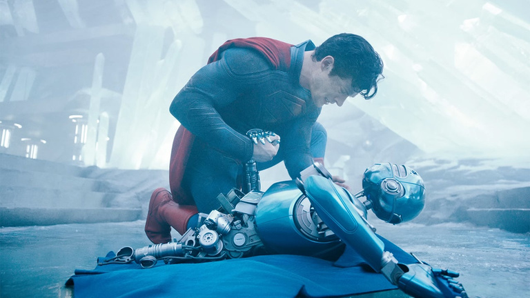 "Un grand drame humain". Le réalisateur du prochain Superman s'est inspiré de ce film japonais qui a cartonné ! "Un grand drame humain". Le réalisateur du prochain Superman s'est inspiré de ce film japonais qui a cartonné !