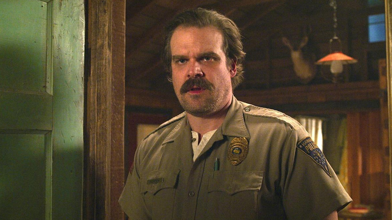 "Je suis d’accord pour passer à autre chose" Cette star de Stranger Things semble prête à quitter le navire... "Je suis d’accord pour passer à autre chose" Cette star de Stranger Things semble prête à quitter le navire...