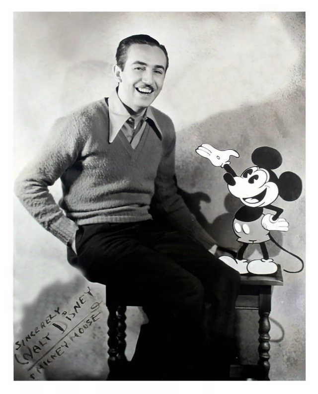 "Protéger la mémoire de mon grand-père" : la petite-fille de Walt Disney implore l'arrêt de ce projet controversé "Protéger la mémoire de mon grand-père" : la petite-fille de Walt Disney implore l'arrêt de ce projet controversé