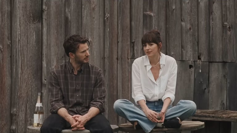 "Séduction assurée" Pedro Pascal crève l'écran en 2025 avec cette comédie : Chris Evans et Dakota Johnson complètent le casting "Séduction assurée" Pedro Pascal crève l'écran en 2025 avec cette comédie : Chris Evans et Dakota Johnson complètent le casting