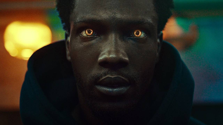 Cette série de super-héros notée 100 % est de retour en 2025 : La nouvelle saison sort sur Netflix cet été, après 1 an d'attente Cette série de super-héros notée 100 % est de retour en 2025 : La nouvelle saison sort sur Netflix cet été, après 1 an d'attente