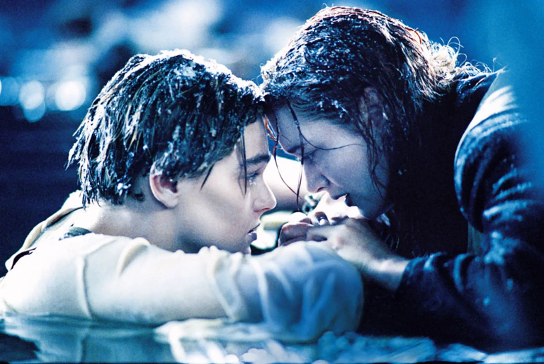 Titanic : ça a change tout à la fin du film, surtout l'histoire d'amour entre Jack et Rose... Titanic : ça a change tout à la fin du film, surtout l'histoire d'amour entre Jack et Rose...
