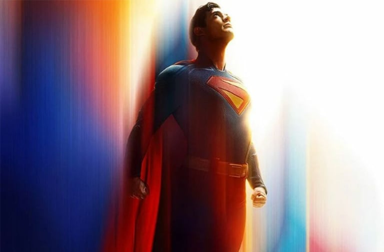 "Impressionnant" Le Superman de James Gunn terrasse celui d'Henry Cavill : l'univers DC reprend des couleurs en 2025 au cinéma