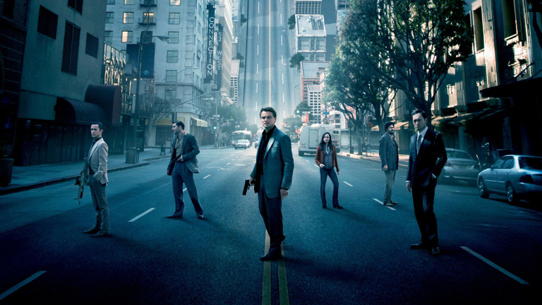 Alexandre Astier n'est vraiment pas fan de ce film de SF réalisé par Christopher Nolan ! Alexandre Astier n'est vraiment pas fan de ce film de SF réalisé par Christopher Nolan !