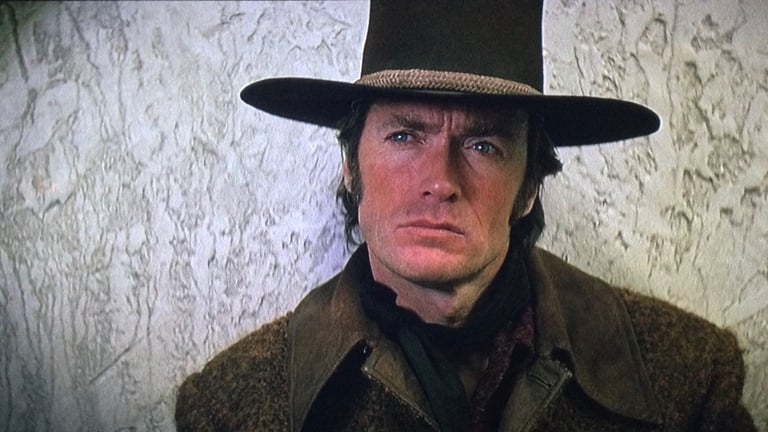 Clint Eastwood dans Joe Kidd Clint Eastwood dans Joe Kidd