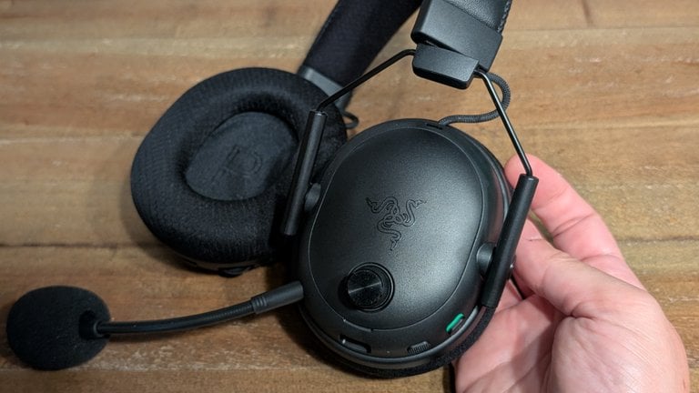 Test du Razer Blackshark V3 Pro : ce nouveau casque gamer est un banger, et pas seulement pour les adeptes d'esport Test du Razer Blackshark V3 Pro : ce nouveau casque gamer est un banger, et pas seulement pour les adeptes d'esport