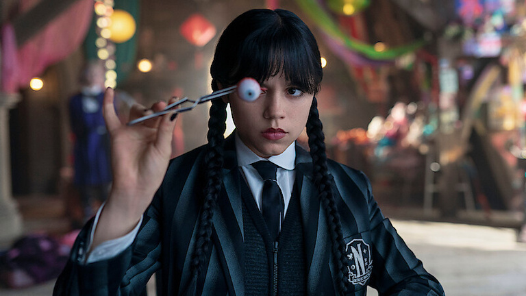 "Un plaisir macabre" Jenna Ortega fait des étincelles dans la saison 2 de Mercredi sur Netflix "Un plaisir macabre" Jenna Ortega fait des étincelles dans la saison 2 de Mercredi sur Netflix