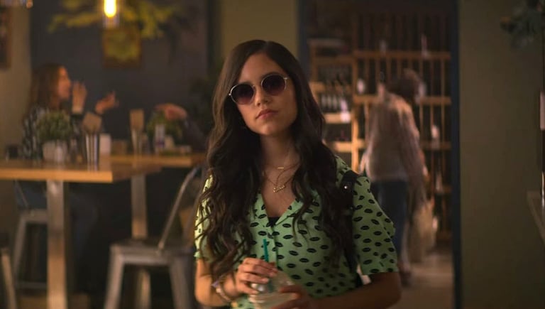 Jenna Ortega : TOP 10 des meilleurs films et séries avec la star de Mercredi sur Netflix Jenna Ortega : TOP 10 des meilleurs films et séries avec la star de Mercredi sur Netflix