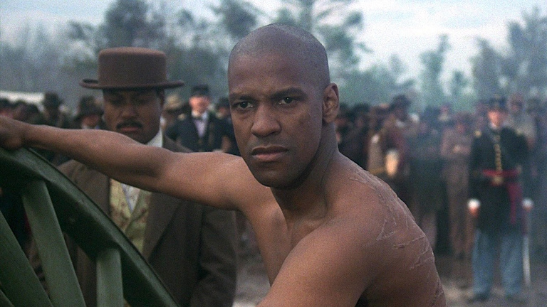 Sorti il y a 36 ans, ce film de guerre poignant a fait de Denzel Washington une superstar ! Sorti il y a 36 ans, ce film de guerre poignant a fait de Denzel Washington une superstar !