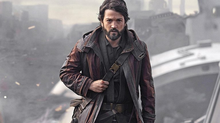 Une chose est sûre pour l'avenir de Star Wars : la prochaine grande saga cinématographique se déroulera après l'épisode IX, avec Andor comme référence... Une chose est sûre pour l'avenir de Star Wars : la prochaine grande saga cinématographique se déroulera après l'épisode IX, avec Andor comme référence...