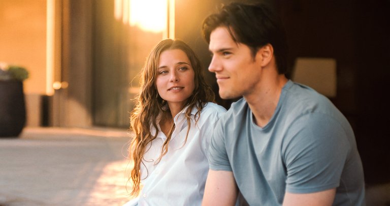 "Plat et stéréotypé" Les abonnés Netflix se ruent sur ce film torride malgré les mises en garde de la critique "Plat et stéréotypé" Les abonnés Netflix se ruent sur ce film torride malgré les mises en garde de la critique