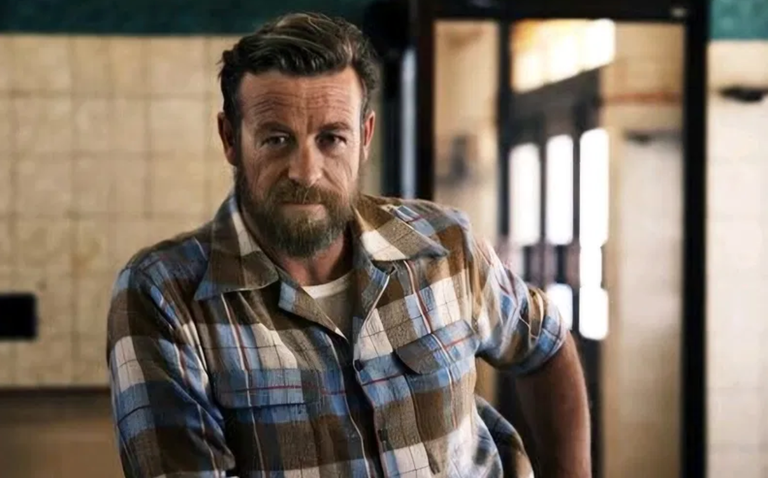 En 2010, il était l'un des acteurs les mieux payés de la télévision. Aujourd'hui, il fait son retour après une longue période compliquée