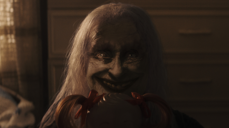 Aucun film d’horreur n’arrive à la cheville de cette saga : elle a repris son trône en remportant presque 200 millions en un week-end ! Aucun film d’horreur n’arrive à la cheville de cette saga : elle a repris son trône en remportant presque 200 millions en un week-end !