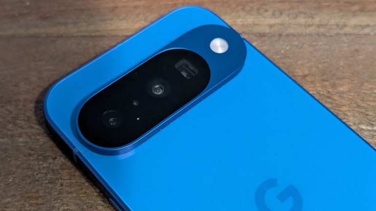 Le Google Pixel 10, vraie révolution ou smartphone en carton ? Mon test vous dévoile tout sur le nouveau terminal de Google