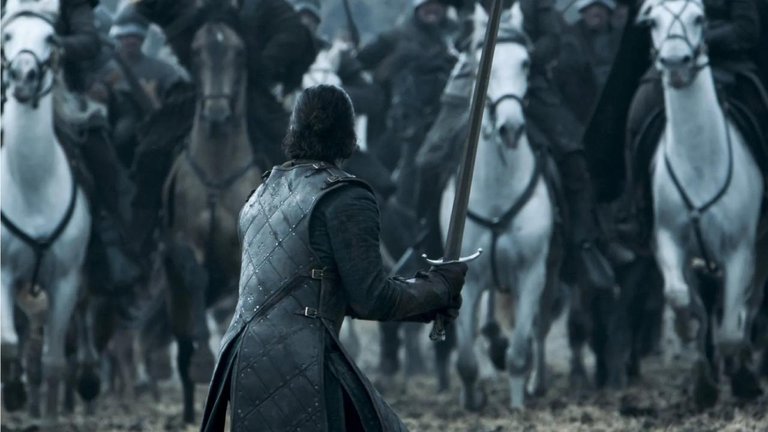 Ce plan incroyable de Game of Thrones n'utilise aucun effets spéciaux : le geste de Jon Snow n'était même pas prévu Ce plan incroyable de Game of Thrones n'utilise aucun effets spéciaux : le geste de Jon Snow n'était même pas prévu