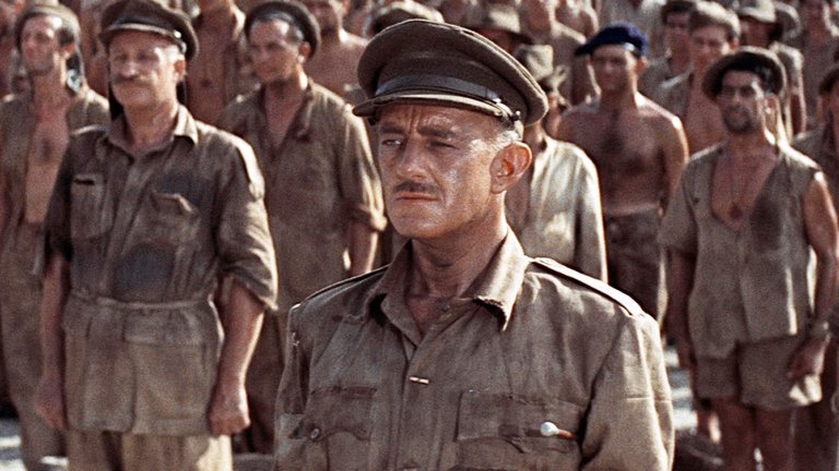 Ce film de guerre sorti il y a 68 ans a révolutionné le genre au cinéma : c’est l’un des meilleurs et il a même remporté 7 Oscars !