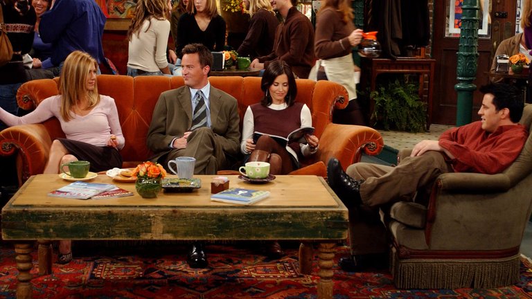 21 ans après la fin de la série, ce lieu emblématique pour tous les Millennials va enfin ouvrir... et pour de bon ! 21 ans après la fin de la série, ce lieu emblématique pour tous les Millennials va enfin ouvrir... et pour de bon !