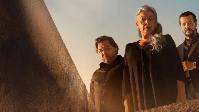 4 ans après La Casa de Papel, l'acteur qui incarnait le Professeur est de retour sur Netflix dans une nouvelle série