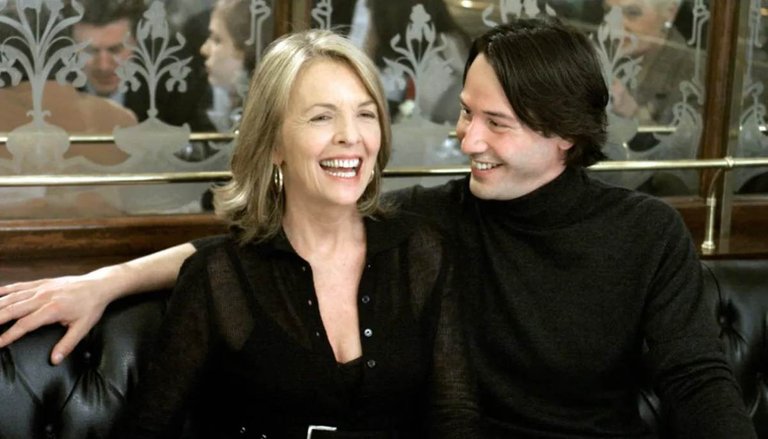 "Une artiste spéciale" Keanu Reeves rend hommage à Diane Keaton, la star d'Hollywood qui nous a récemment quitté "Une artiste spéciale" Keanu Reeves rend hommage à Diane Keaton, la star d'Hollywood qui nous a récemment quitté