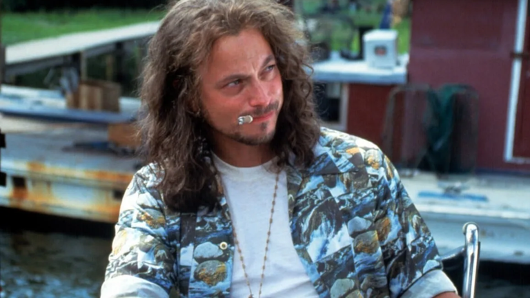 Cette réplique du Lieutenant Dan dans Forrest Gump est l'une des meilleures du film : elle est pourtant ignorée par tous les fans Cette réplique du Lieutenant Dan dans Forrest Gump est l'une des meilleures du film : elle est pourtant ignorée par tous les fans