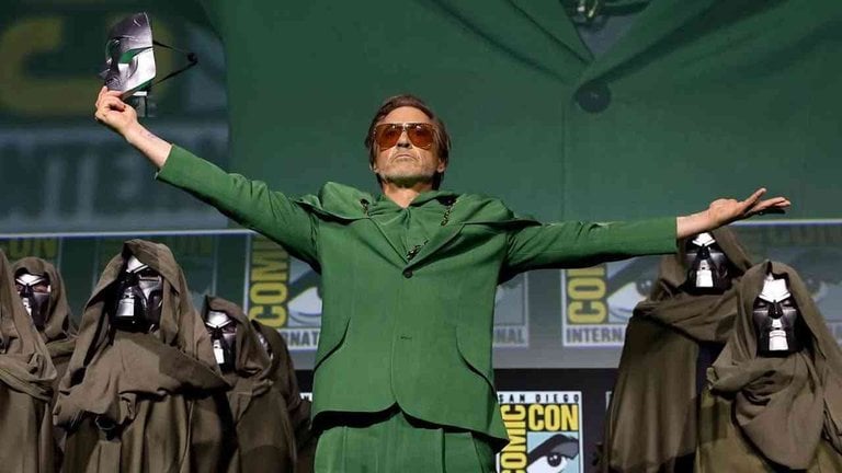 Il y a 55 ans, cet acteur jouait pour la première fois dans un film fantastique pour adultes. Aujourd’hui, il est la star la mieux payée du monde ! Il y a 55 ans, cet acteur jouait pour la première fois dans un film fantastique pour adultes. Aujourd’hui, il est la star la mieux payée du monde !