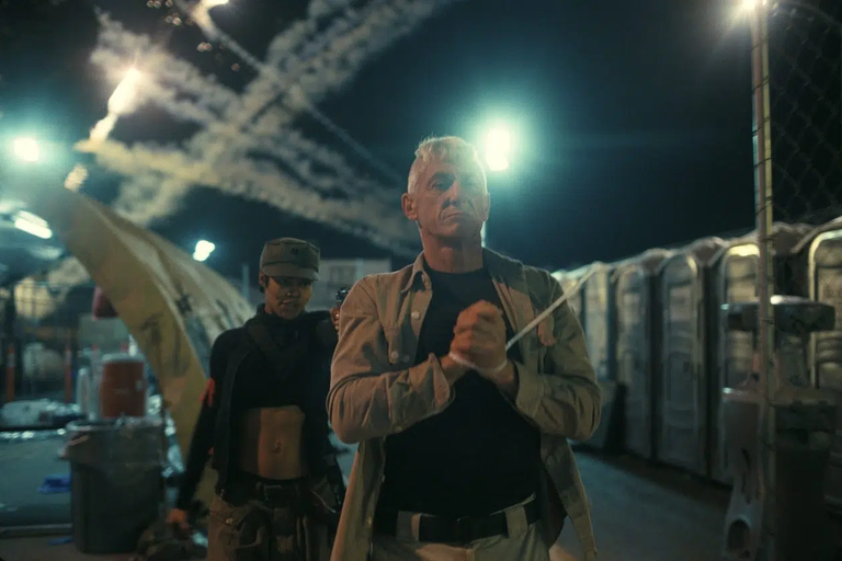 Malgré une note de 95%, le dernier film avec DiCaprio est un bide ! Warner pourrait perdre jusqu'à 100 millions de dollars Malgré une note de 95%, le dernier film avec DiCaprio est un bide ! Warner pourrait perdre jusqu'à 100 millions de dollars