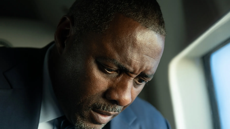 Je ne comprends pas la hype autour de ce nouveau film avec Idris Elba et Rebecca Ferguson et je suis sûr que je ne suis pas la seule Je ne comprends pas la hype autour de ce nouveau film avec Idris Elba et Rebecca Ferguson et je suis sûr que je ne suis pas la seule