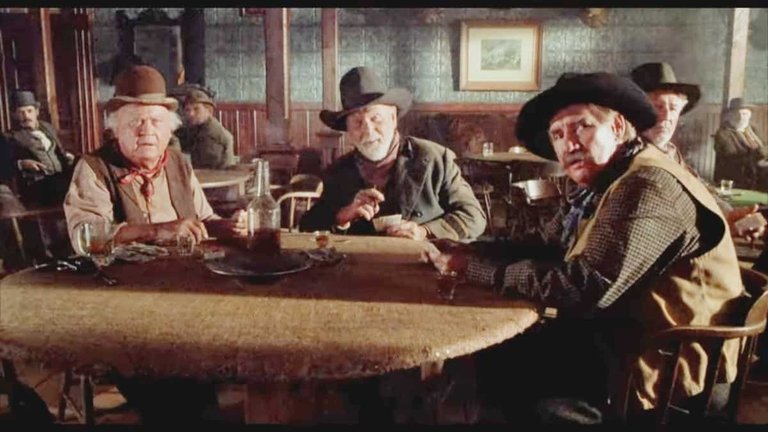 Si vous arrêtez Retour vers le fFutur 3 à la 27 minutes et 50 secondes, vous verrez trois cow-boys qui sont de grandes légendes des films de Western