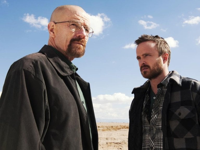 “Machine à plagier” Le créateur de Breaking Bad ne mâche pas ses mots envers l’IA, il lui adresse même une grosse pique dans sa nouvelle série ! “Machine à plagier” Le créateur de Breaking Bad ne mâche pas ses mots envers l’IA, il lui adresse même une grosse pique dans sa nouvelle série !