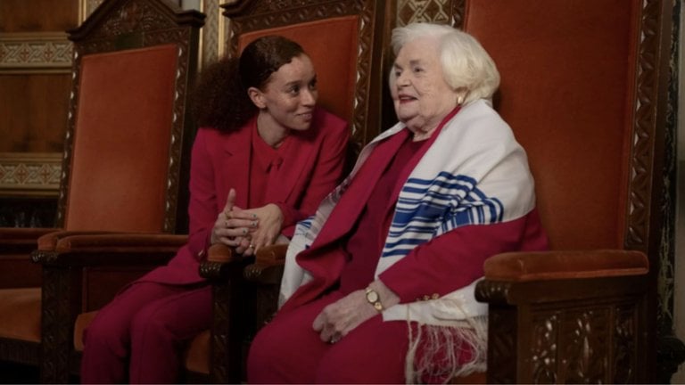 94% d'avis positifs pour le premier film réalisé par cette actrice incontournable de Marvel ! 