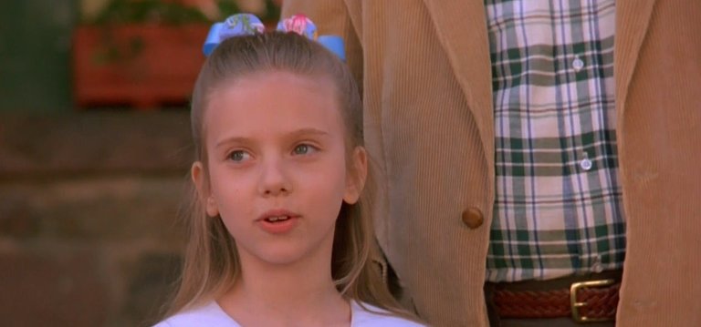 Il y a 30 ans, cette actrice était inconnue et n’apparaissait que quelques secondes dans ce film : elle est désormais l’une des stars les mieux payées au monde !