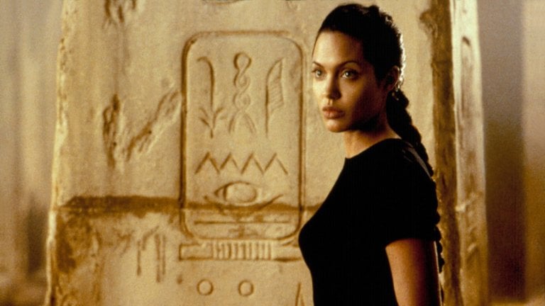 "Elle n'a pas pu sauver le film" Il y a 24 ans, ce film Tomb Raider avec Angelina Jolie a été massacré par la critique